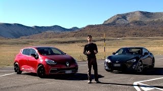 Toyota GT86 vs Renault Clio RS  trazione anteriore o posteriore [upl. by Nwahsal]