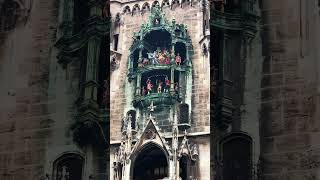 Rathaus Glockenspiel Bells at Marienplatz Munich [upl. by Peednama]