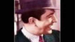 CARLOS GARDEL  COMO ABRAZADO A UN RENCOR [upl. by Lulita]