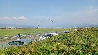 全日空松山空港離陸と愛媛県防災ヘリコプター [upl. by Colb]