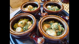 Recette  Coquilles SaintJacques à la Bretonne [upl. by Casta911]