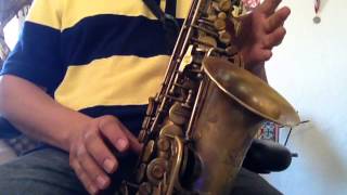 Tutorial de Saxofon Alto Escalas Mayores y Menores Naturales [upl. by Anura]