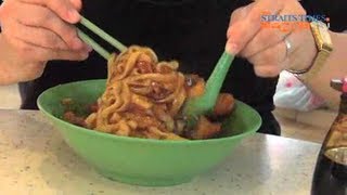 Tasty lor mee at Tiong Bahru Food in Your Hood Tiong Bahru Ep 24 [upl. by Dinny90]