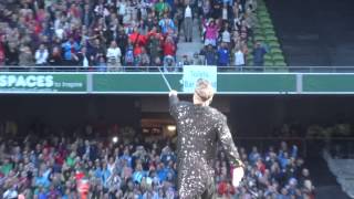 ROBBIE WILLIAMS  Minnie The Moocher Cover  Dublin 14062013 [upl. by Azile]