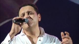 Ovidiu Komornyik  Esti mireasa vietii mele concert Chisinau 2009 [upl. by Aihsenat789]