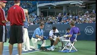 Federer  Istomin 2°turno CINC2010 Linfortunio a Istomin Istomins injury [upl. by Felty]