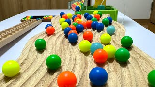 Marble Run Race ☆ Spiral slope amp wooden wave plate lots of colorful balls [upl. by Landrum840]