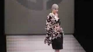 Sfilate Milano Moda Donna Giorgio Armani [upl. by Nivk963]