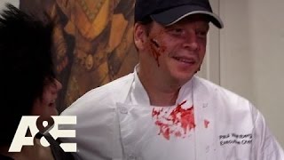 Wahlburgers Paul Geeks Out at Comic Con Season 3 Episode 6  AampE [upl. by Aicirtan888]