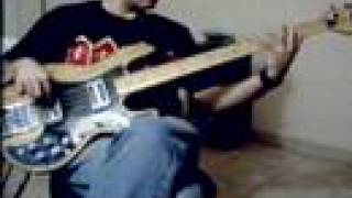 Rickenbacker 4003 vs Peavey T40 CUPIDS DEAD [upl. by Esmond]