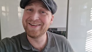 Vlog 2  Mark staat in de keuken [upl. by Hannasus739]