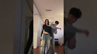 GIOVANNI BELLUCCI E CARLA FAMULARI E IL BELLISSIMO TREND DI COPPIA tiktok couple perte webboh [upl. by Anar]