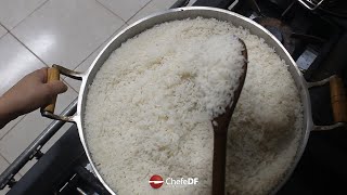 Como fazer arroz soltinho  SEGREDO ChefeDF [upl. by Mayhs]