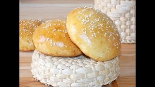 Homemade burger buns  Chifle pentru hamburgeri [upl. by Ilatfen816]