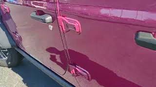 D4403 2024 Jeep Gladiator Mojave Tuscadero Pink [upl. by Asuncion]