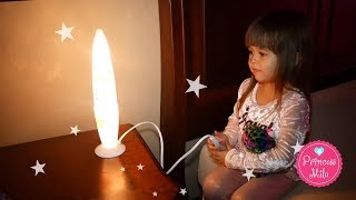 Принцесса Мила Распаковывает Лук и Лава Лампу  Princess Mila amp Lava Lamp Unboxing [upl. by Damek]