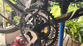 How To Service TruvativFSA ISIS Drive Bottom Bracket [upl. by Eire]