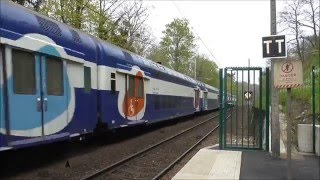 BB27300 et VB2N livrée Transilien  Arrivée à la gare de Fontenay Le Fleury sur la ligne N [upl. by Asilak]