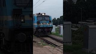 Shalimar Puri Special Fare arrival at Bhubaneswar Railway Station [upl. by Leibrag]