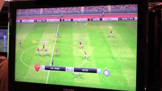 PES 2011 gameplay live from gamescom 4 [upl. by Analle]