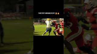 THAT STIFF ARM WAS FILTHY 🔥🤦RB highschoolfootball highschoolsports FootballFriday [upl. by Syst]