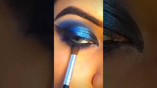 Blue eyes makeup bluesmokeyeyemakeup eyelinertutorial [upl. by Noirb]