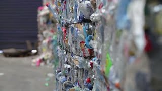 France  le recyclage du plastique c’est pas fantastique [upl. by Nelehyram]