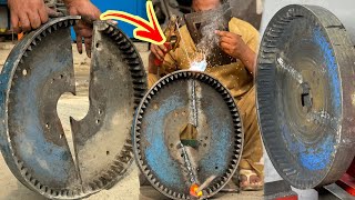 The Mechanic Crossed Bizarre Milestone By Exclusive Repaired The Gear Of A Concrete Mixer Machine [upl. by Aiuhsoj]