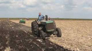 JOHN DEERE TRACTORS PLOWING models D amp R [upl. by Ylrad]