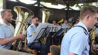 Parademarsch  Luftwaffenmusikkorps Erfurt  Kronacher Freischießen 2024 [upl. by Hnib]