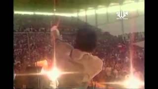 Wilfrido Vargas  Abusadora  Carnavales de Curramba en Colombia live 80s [upl. by Ijuy176]