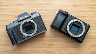 Fujifilm XT200 vs Sony A6400  A6100  Entry  Midrange Comparison [upl. by Reena]