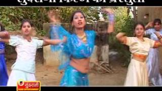 CHILAM TAMBAKU KO DABBA Raja Jhatka Na Maro Sanjo Baghel  Bundelkhandi Lokgeet Rai Song Comedy [upl. by Elumas]