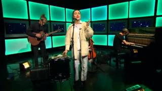 Laleh  Stars align Live  Nyhetsmorgon [upl. by Kezer]