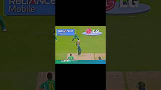 Dale Steyn Vs Kamran Akmal battle  Dale Steyn bowling against Kamran Akmal bowling dalesteyn [upl. by Ileek]