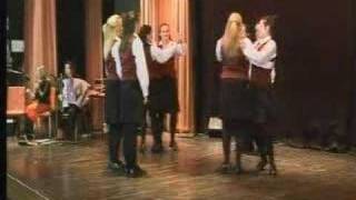 Kilcoo Laddies dance the Claddagh Set in Manchester [upl. by Kipton]