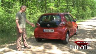 Toyota Aygo 10l VVTi explicit video 1 of 3 [upl. by Nairbal]