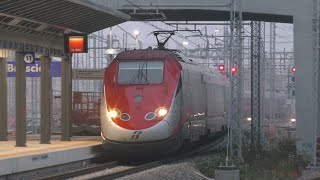 20181224 Alta velocità nella nuova stazione a Brescia [upl. by Nahshun27]