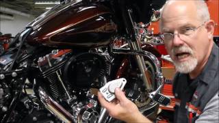 DOC HARLEY OIL CHANGE TIP [upl. by Gibrian]