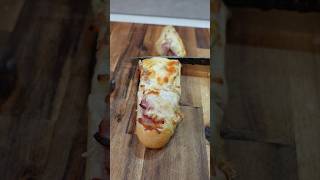 Baguette Gratiné façon Tartiflette  🤤🧀 recette recetterapide recettefacile tartiflette food [upl. by Eedyah]