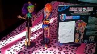 Monster High Clawdeen and Howleen Wolf 2 Pack Review [upl. by Ferwerda]