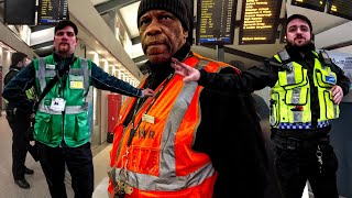 YOU HAVE TO GET PERMISSION FROM PR TO FILM HERE TRAIN DRIVER HIDES  Oxford Train Station [upl. by Cired336]