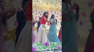 Golden sparrow wedding dance birde trending dance marraigedance weddingdance weddingreception [upl. by Maon144]