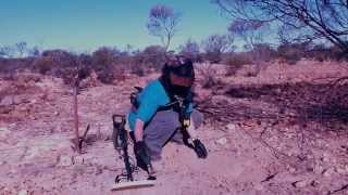 Janet finds a gold nugget in Western Australia [upl. by Suiratnauq]