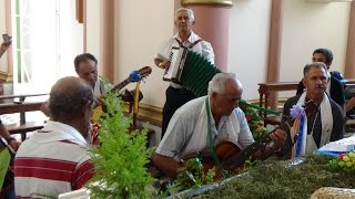 Folia de Reis do Mestre Sr Oliveira em adoração ao Presépio [upl. by Nirol]