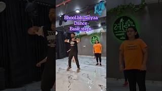 Dance steps tutorial song Bhool bhulaiyaa dancetutorial bhoolbhulaiyaa3 hooksteps shorts dance [upl. by Gerg]