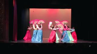 WKSA quotKeeping Up With The Koreansquot Culture Show 2016 Fan Dance [upl. by Kina]