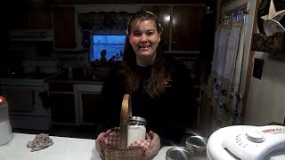 Gifts in a Jar Pizza Dough Mix homestead Tessie Mobile Home Living [upl. by Kristopher115]