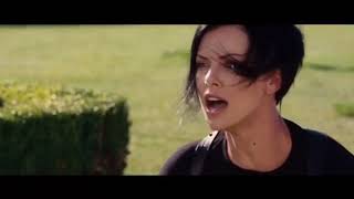 Charlize Theron breaks in a futuristic vault  Æon Flux  CLIP [upl. by Spear]