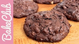 Glutenfreie SchokoCookies  BakeClub [upl. by Klaus]